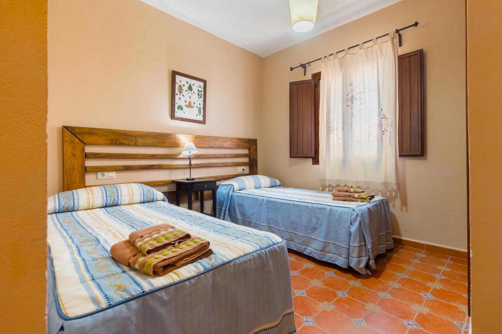 Esencia Del Paladin Villa Zufre Екстериор снимка